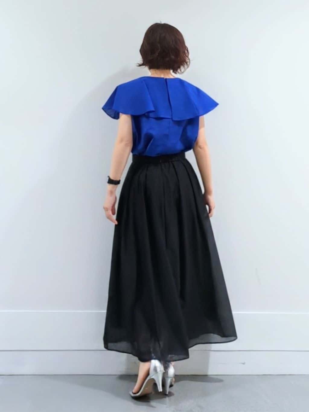 ミズタさんの「UNTITLED｜【きれいめ/洗える/フリル】ラッフルシアーブラウス」を使ったコーディネート