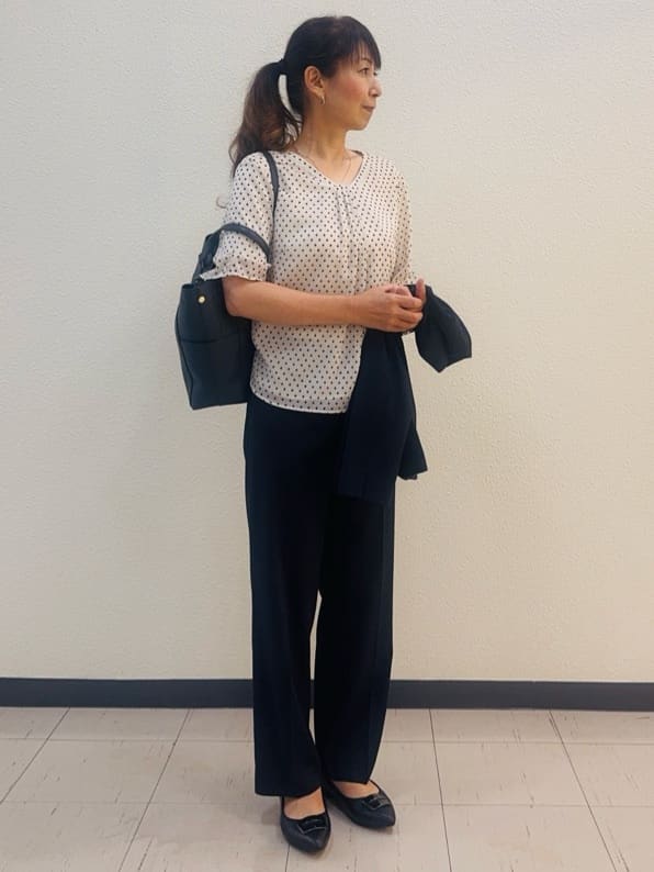 ⭐︎Eimi⭐︎さんの「Reflect｜【マシンウォッシュ可／セットアップ可】コツキ柄プリントブラウス」を使ったコーディネート