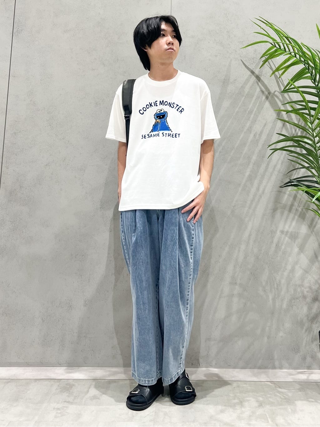SHI-MAさんの「THE SHOP TK｜セサミストリートTシャツ／親子リンク」を使ったコーディネート