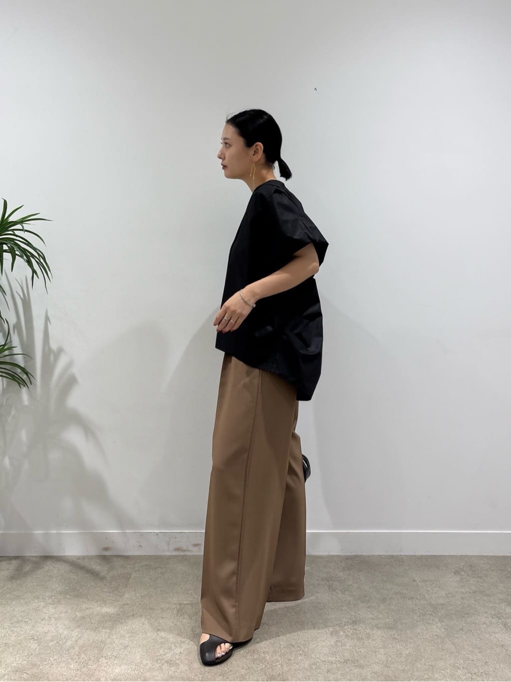 ayanoさんの「INDIVI｜スリーブレスタックブラウス」を使ったコーディネート