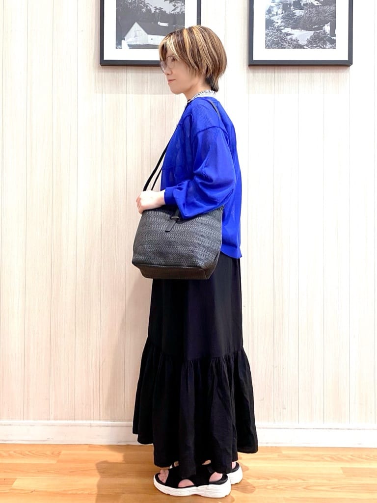 ユ（yu）さんの「SHOO･LA･RUE｜ニュアンスデザインがこなれ見え 刺繍デザイン シアーカーディガン」を使ったコーディネート