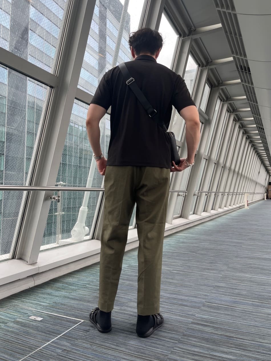 Tsubasaさんの「TAKEO KIKUCHI｜マイクロファイバークロスボディバッグ」を使ったコーディネート