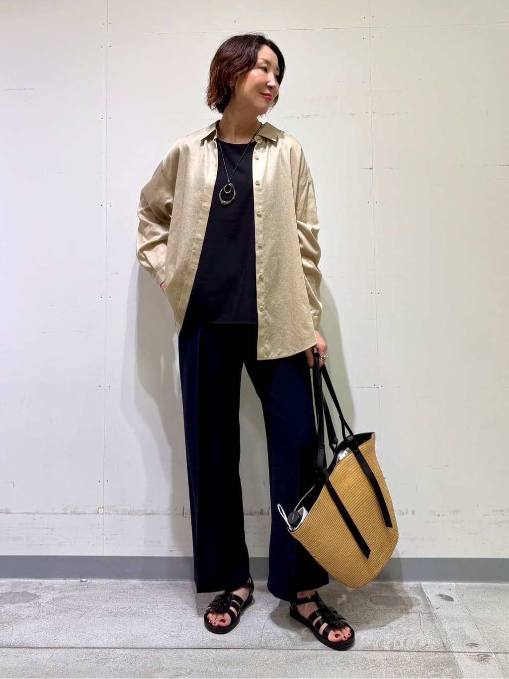 yuriさんの「INDIVI｜【着る日傘／遮熱／UVケア】ワイドパンツ」を使ったコーディネート