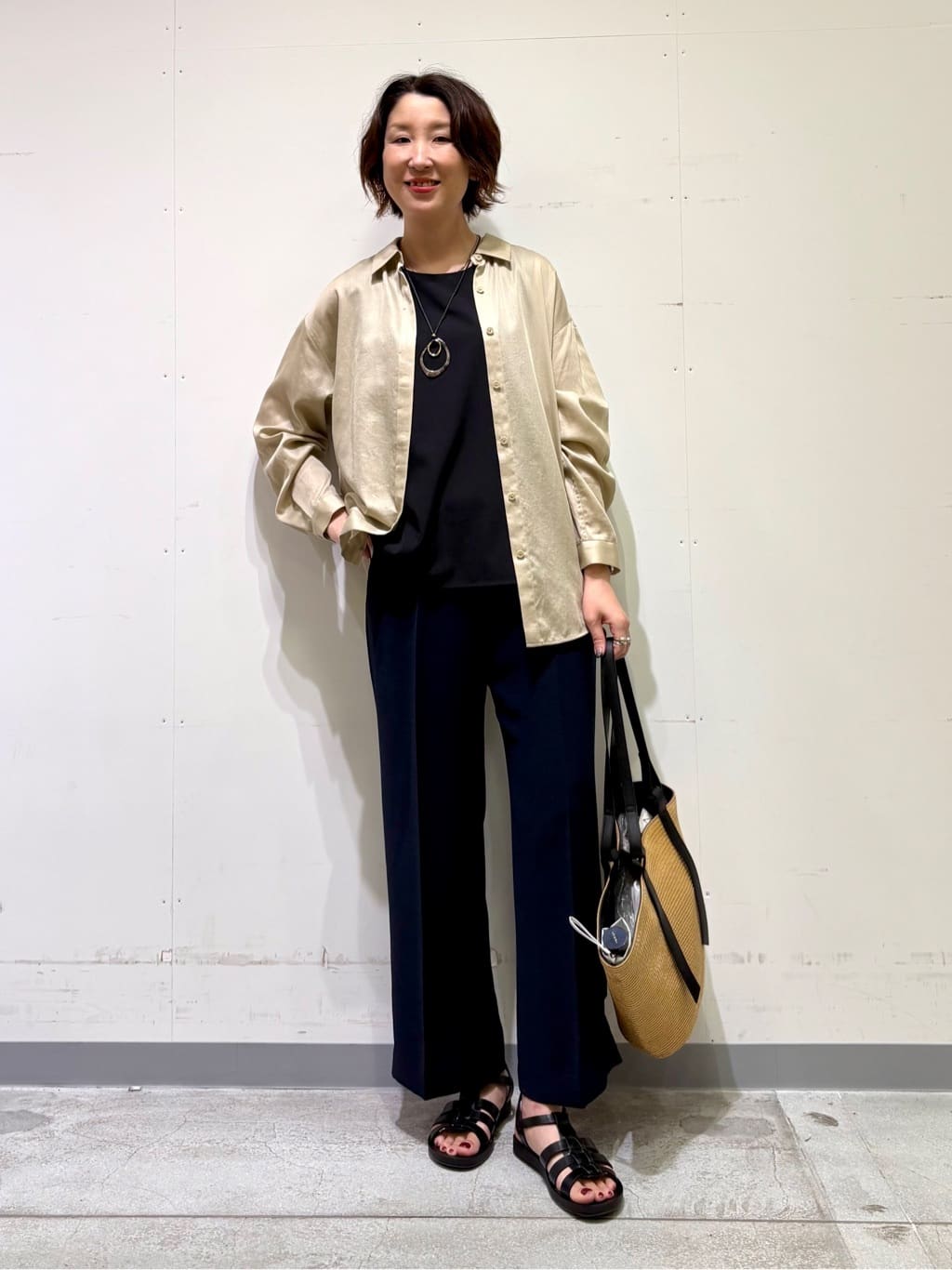 yuriさんの「INDIVI｜【着る日傘／遮熱／UVケア】ワイドパンツ」を使ったコーディネート