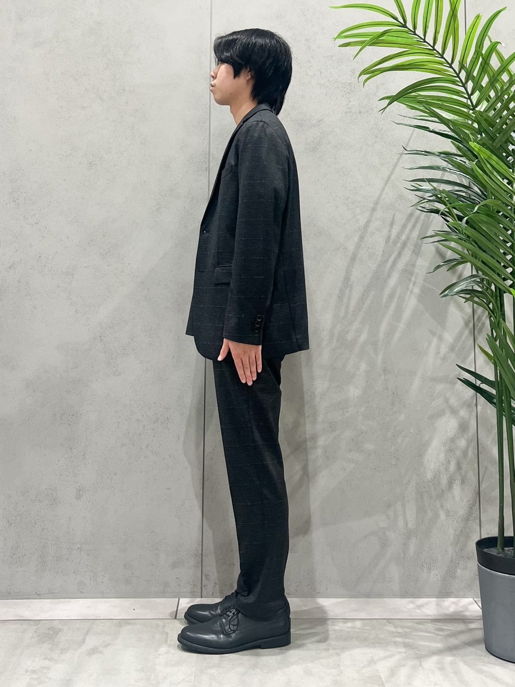 SHI-MAさんの「THE SHOP TK｜ライトTRジャージジャケット【洗濯機OK/毛玉ができにくい/ストレッチ/セットアップ可】」を使ったコーディネート