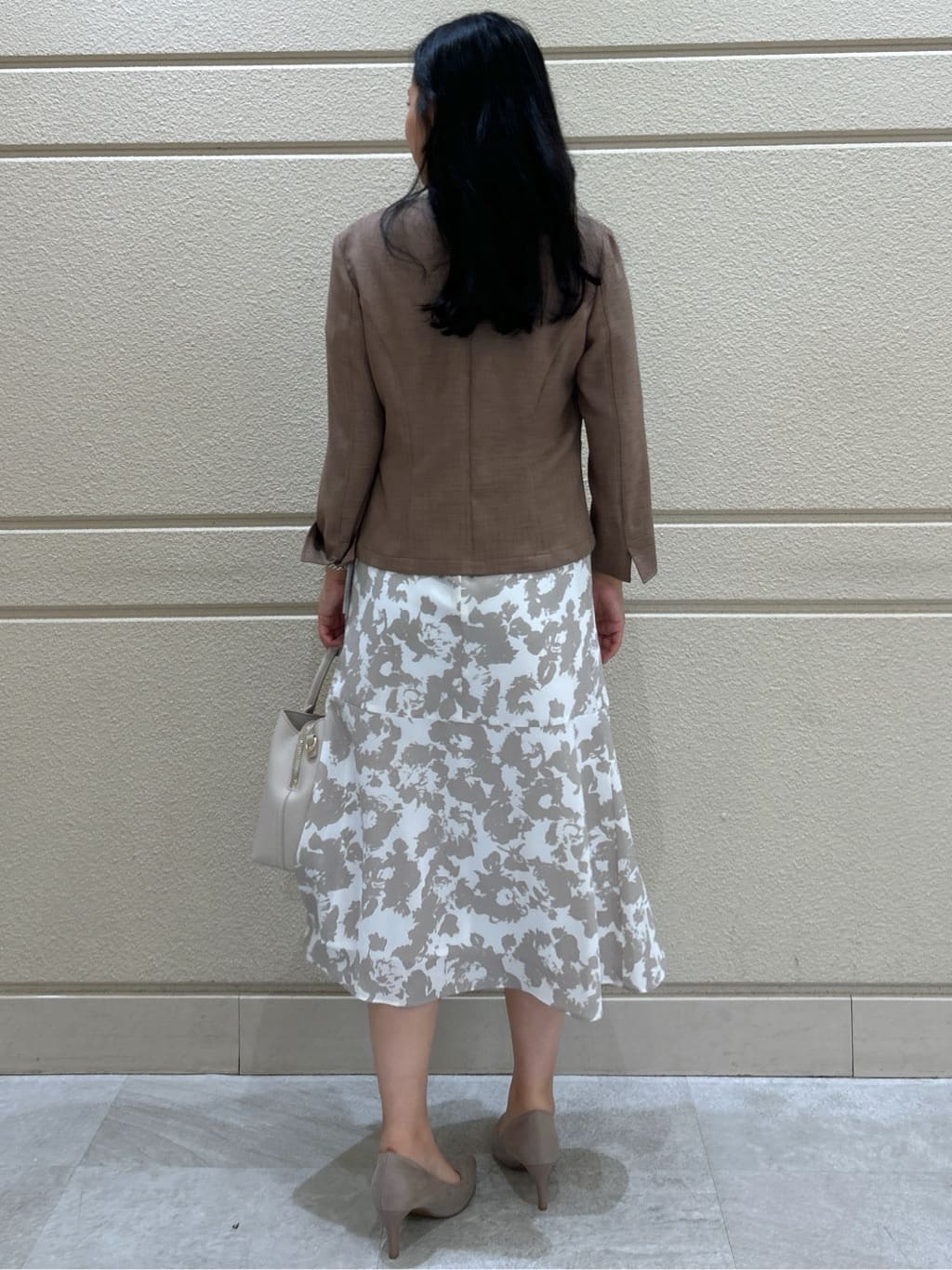 Momokaさんの「COUP DE CHANCE｜【手洗い可／日本製】花柄ワンピース」を使ったコーディネート