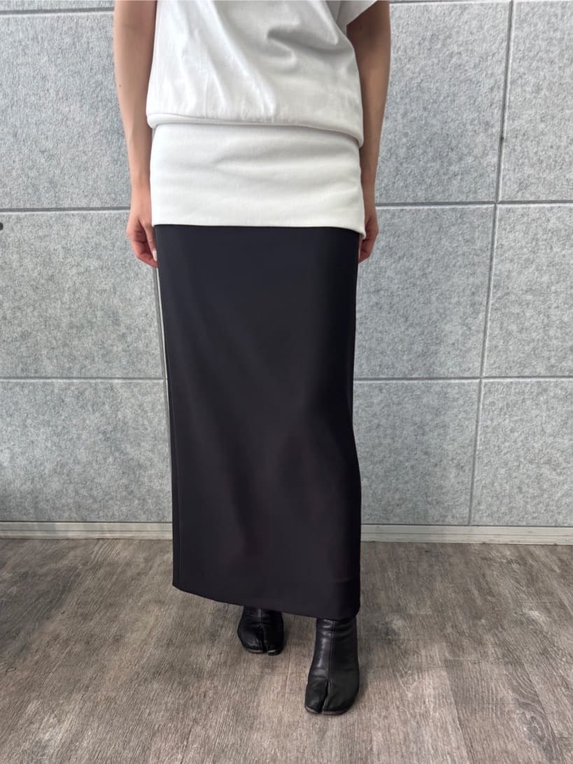 designer yukaさんの「CODE A｜off－shoulder sleeveless tops」を使ったコーディネート