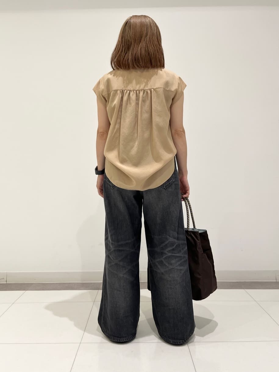 Reecoさんの「DRESSTERIOR｜ヴィンテージ加工ワイドデニムパンツ」を使ったコーディネート