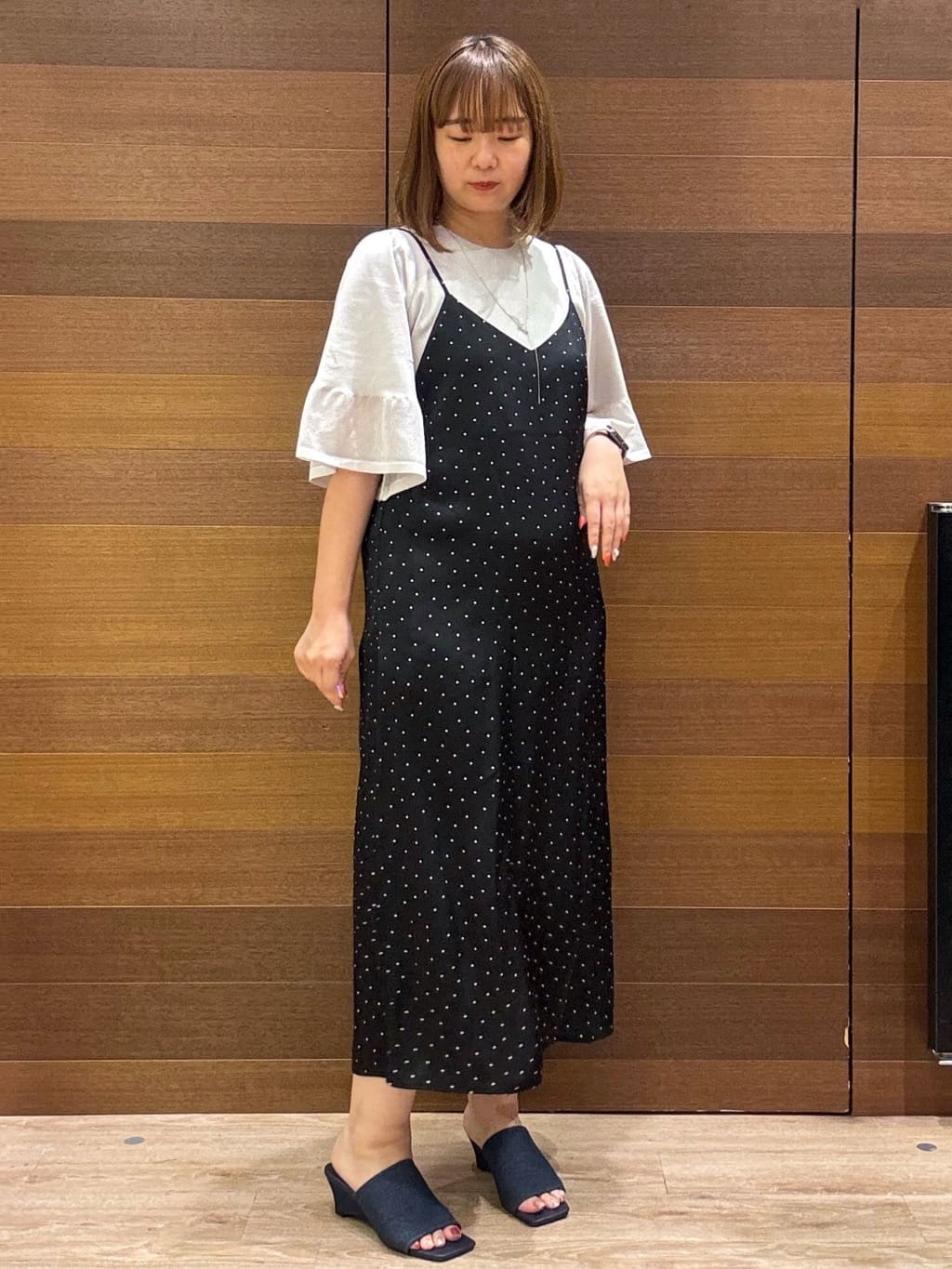 yumeさんの「OPAQUE.CLIP｜《5色展開》シアーフレアスリーブニット【洗濯機洗い可】」を使ったコーディネート