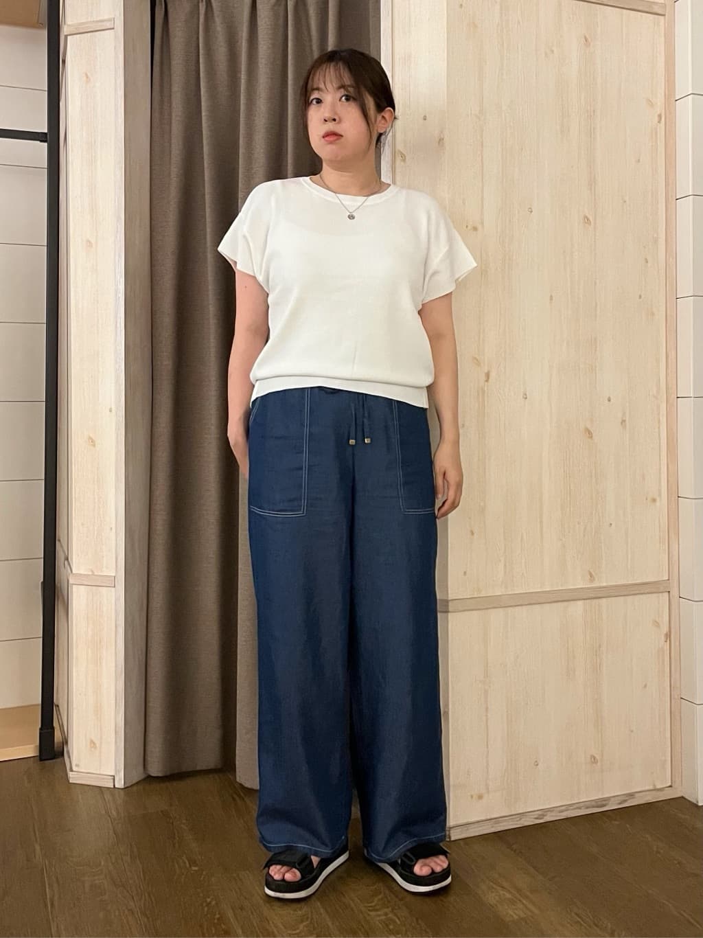 aiさんの「THE SHOP TK｜さらさらフレアスリーブサマーニット【毛玉になりにくい/UV/洗濯機OK】」を使ったコーディネート