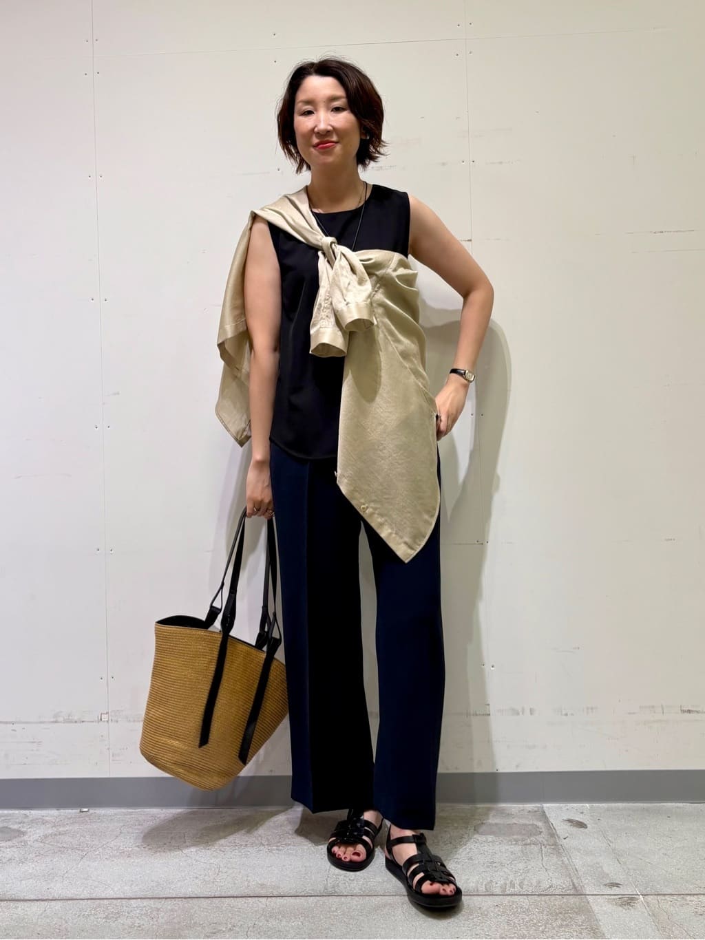 yuriさんの「INDIVI｜【着る日傘／遮熱／UVケア】ワイドパンツ」を使ったコーディネート