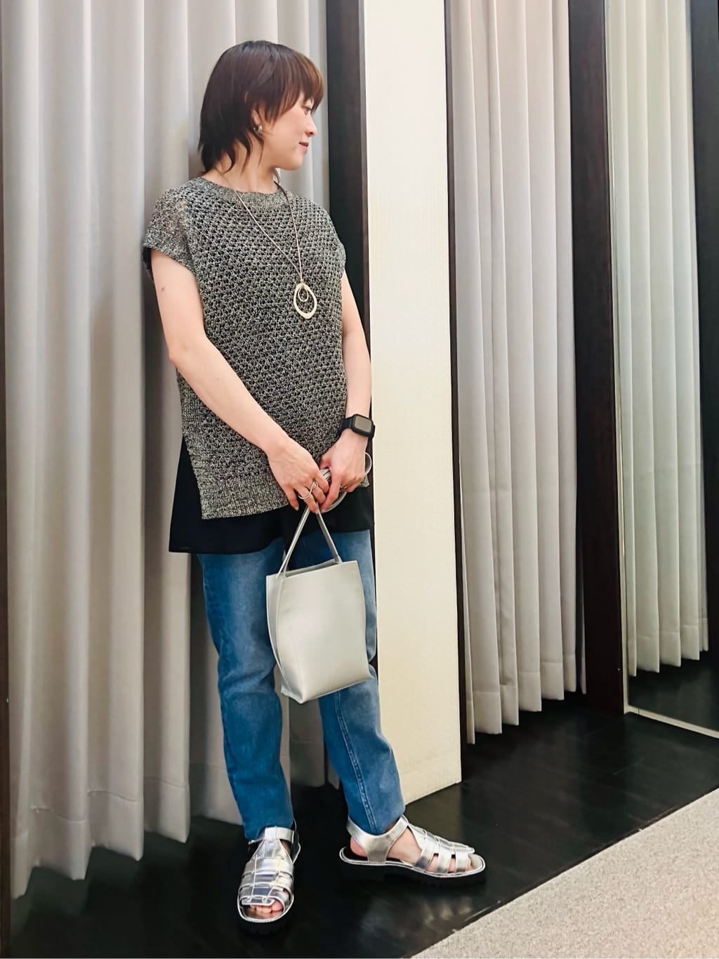 YUKIさんの「INDIVI｜【洗える／レイヤードにも活躍】ペプラムインナートップス」を使ったコーディネート