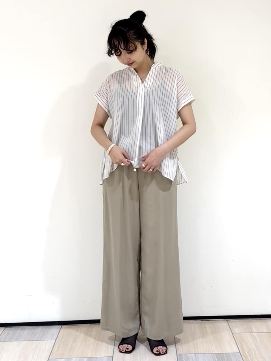 YUKAさんの「UNTITLED｜【洗える/スキッパー】フレンチスリーブシアーブラウス」を使ったコーディネート