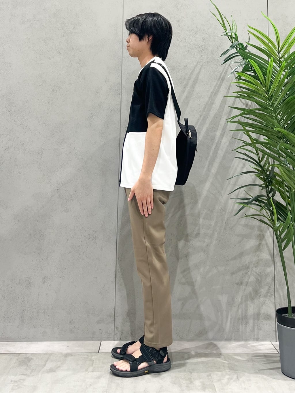 SHI-MAさんの「THE SHOP TK｜ツイルブロッキング 半袖Tシャツ 洗濯機OK」を使ったコーディネート