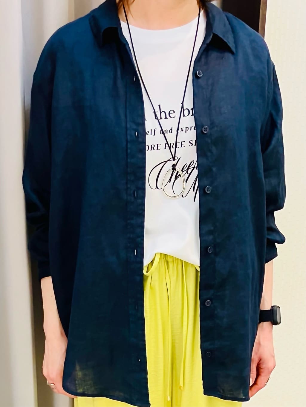 YUKIさんの「INDIVI｜【洗える／UVケア／SETUP可能】ドロストワイドパンツ」を使ったコーディネート