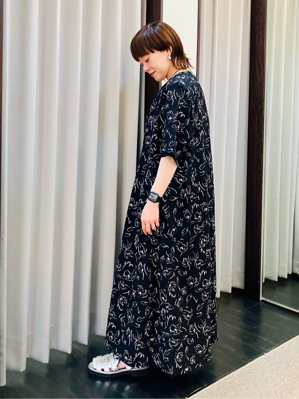 YUKIさんの「INDIVI｜【洗える】裾シアー半袖トップス」を使ったコーディネート