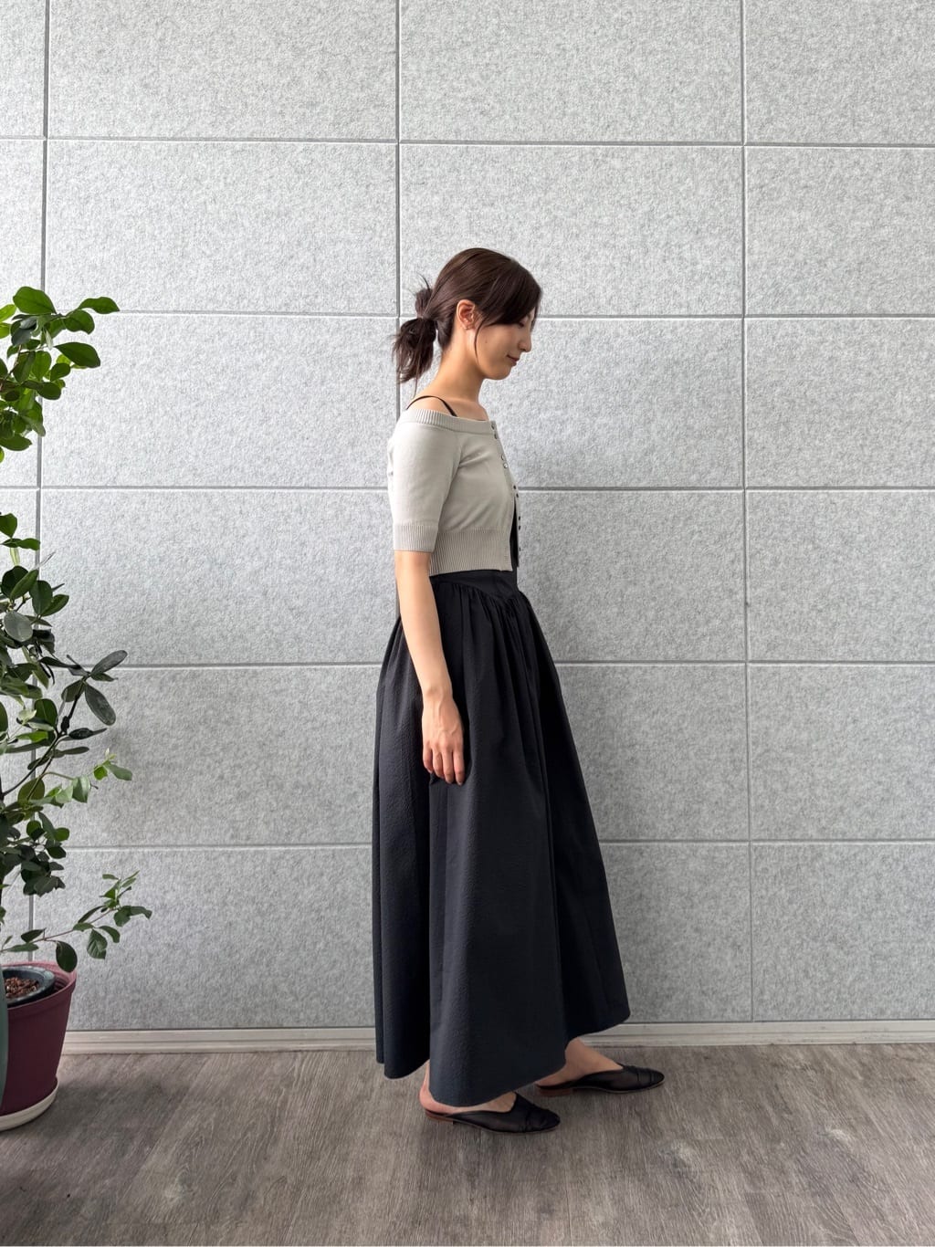 uchi__yamaさんの「CODE A｜design knit short cardigan」を使ったコーディネート