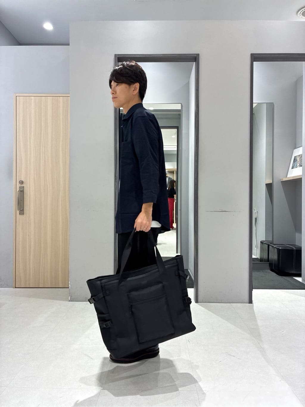 わいずみさんの「TAKEO KIKUCHI｜【抗菌防臭／5サイズ展開】ハイゲージポンチ Tシャツ」を使ったコーディネート