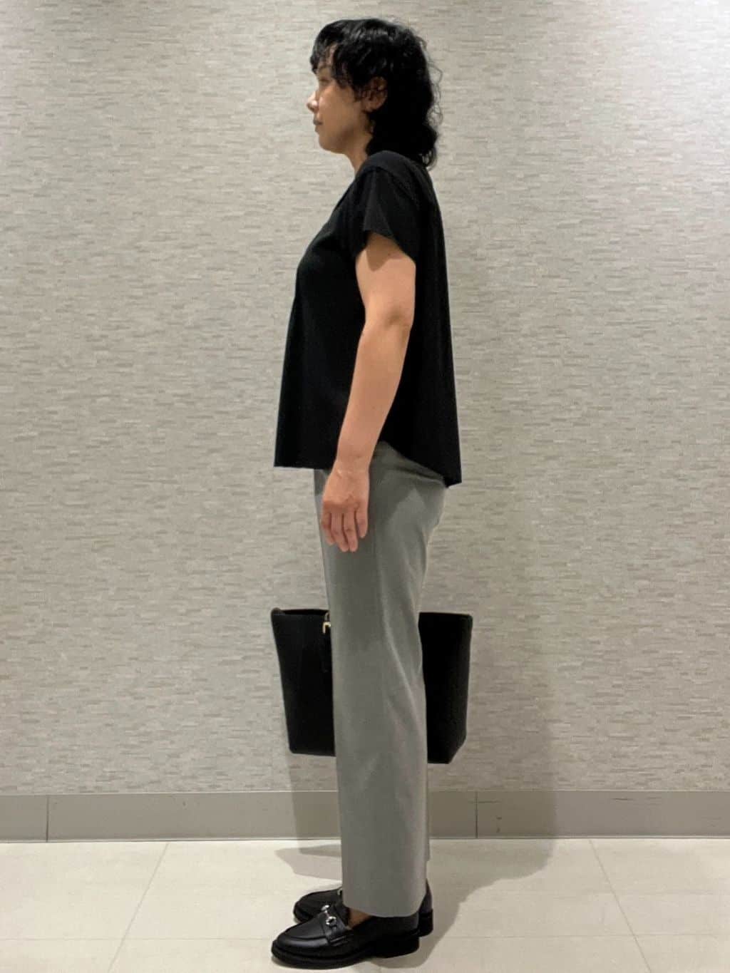 KOJIMAさんの「Reflect｜【洗える／セットアップ可】ストレートラインパンツ」を使ったコーディネート