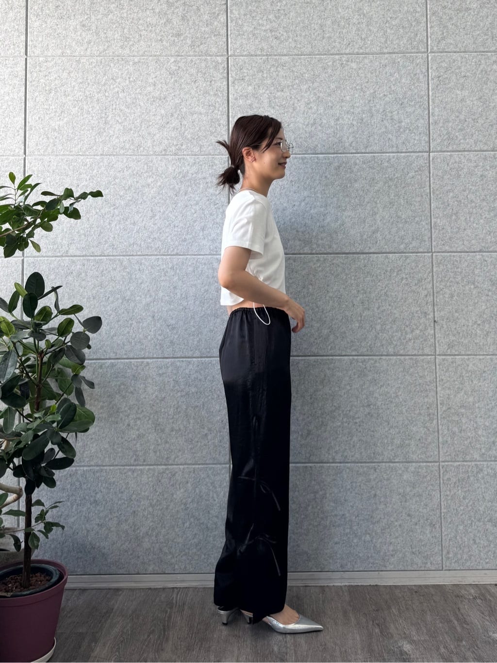 uchi__yamaさんの「CODE A｜drawstring crop tee」を使ったコーディネート