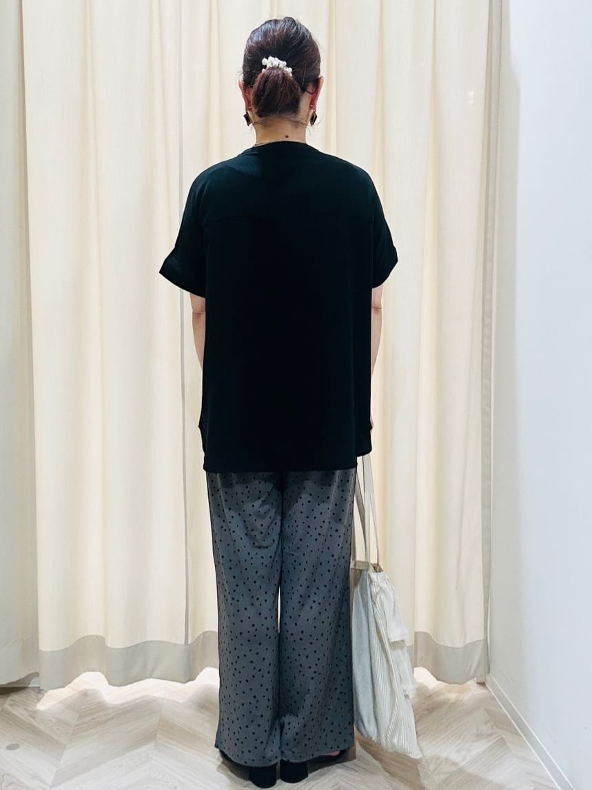 ちはるさんの「SHOO･LA･RUE｜【洗える/プチプラ】大人の抜け感をプラスする バンドカラーシャツ」を使ったコーディネート