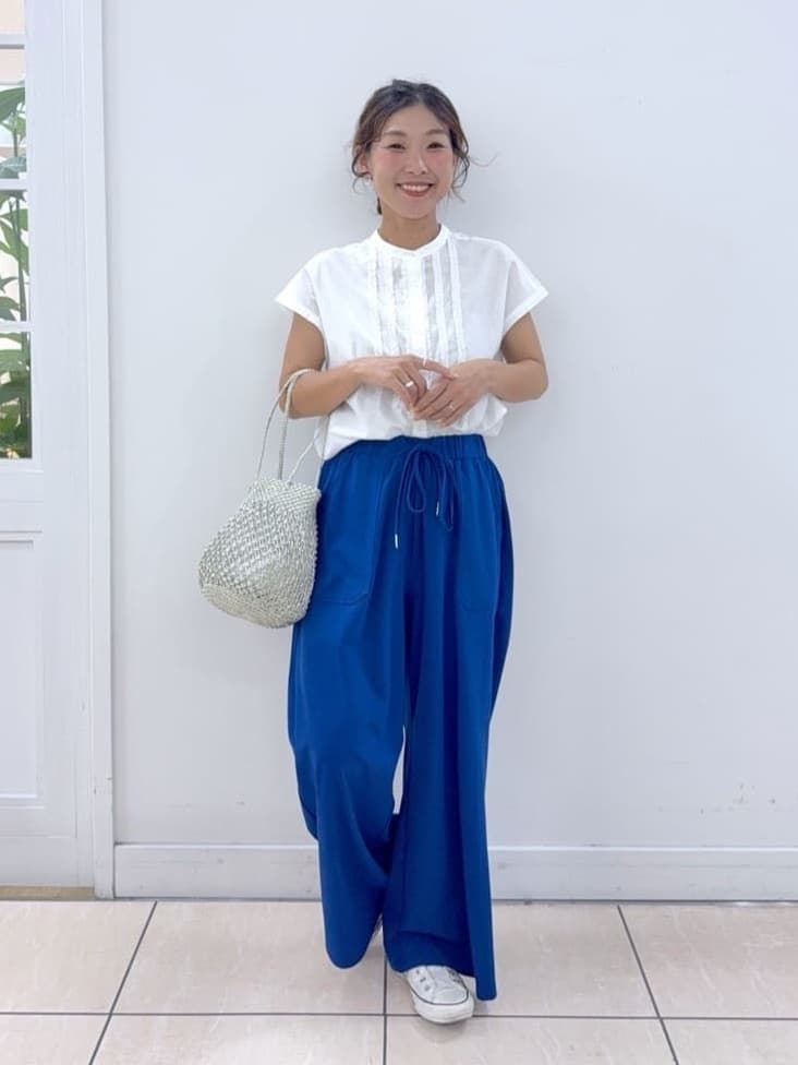 Osawaさんの「Dessin｜【洗える】スタンドカラーフリルブラウス」を使ったコーディネート