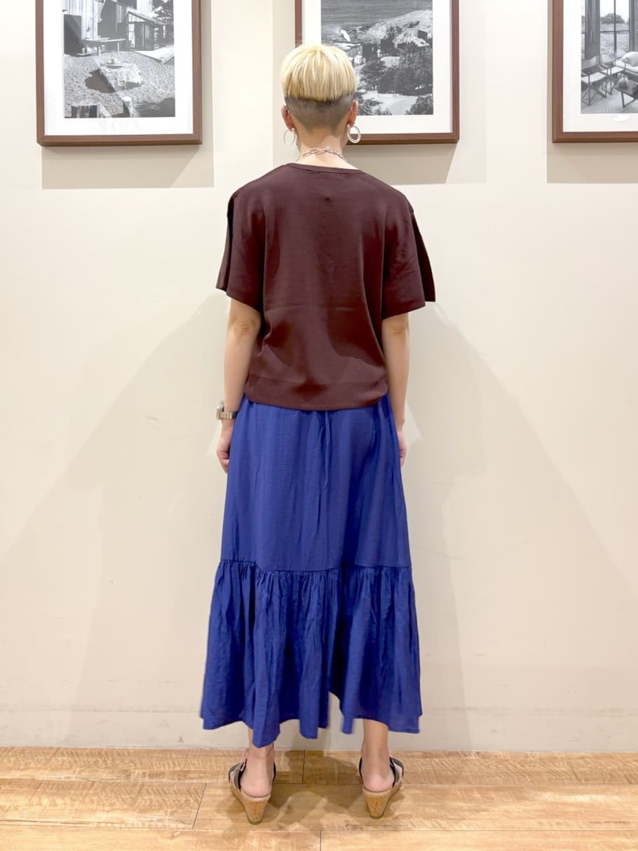 Ayumiさんの「SHOO･LA･RUE｜【S-LL】二の腕はカバーして魅せる フレアスリーブニット」を使ったコーディネート