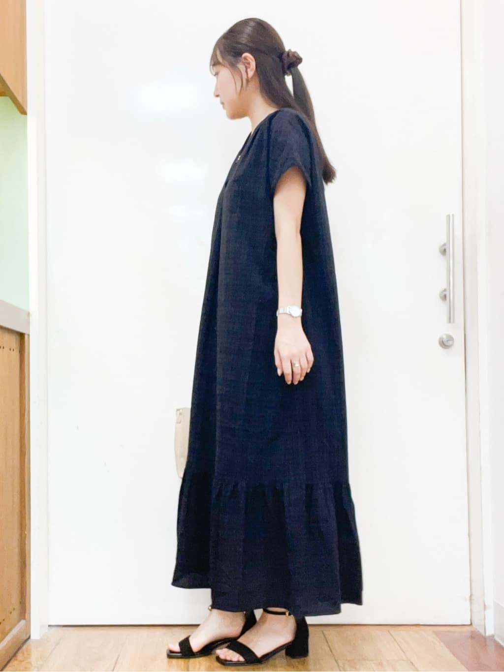 sakiさんの「SHOO･LA･RUE｜◆カジュアルにもきれいめにも アンクルストラップサンダル」を使ったコーディネート