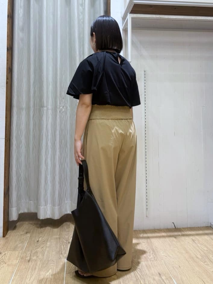 chさんの「THE SHOP TK｜アシメケープ風プルオーバー【接触冷感/洗濯機OK】」を使ったコーディネート