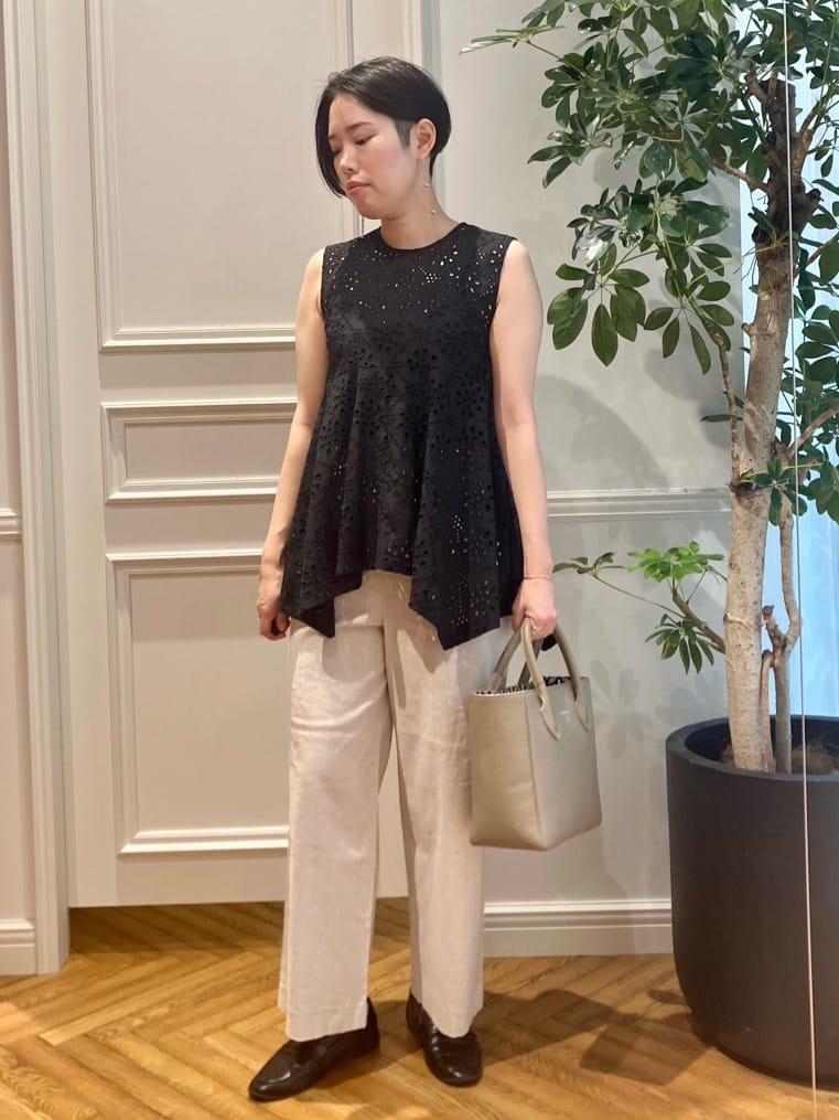 konominさんの「DRESSTERIOR｜【otonaMUSE5月号掲載/日本製】シュリンクレザーミニトート」を使ったコーディネート