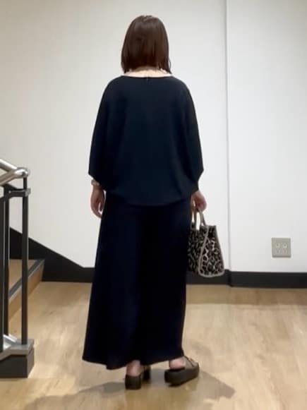 MIKIKOさんの「UNTITLED｜◆【セットアップ可/接触冷感/イージーケア/体型カバー】リラクミスト モモンガブラウス」を使ったコーディネート