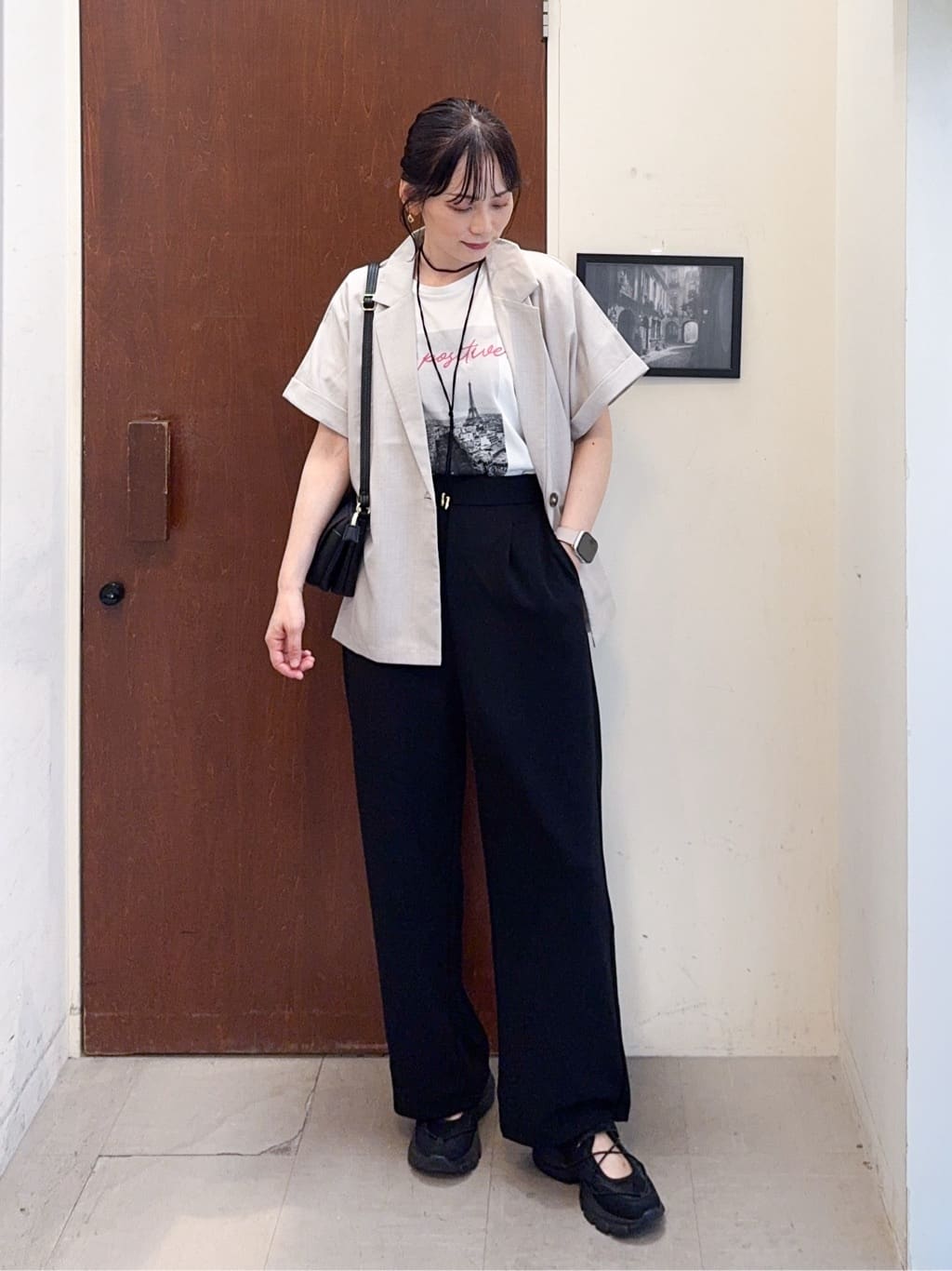 𝐇𝐢𝐫𝐨𝐦𝐢さんの「SHOO･LA･RUE｜【S-LL】さらりと着たい大人のための 麻調半袖ジャケット」を使ったコーディネート