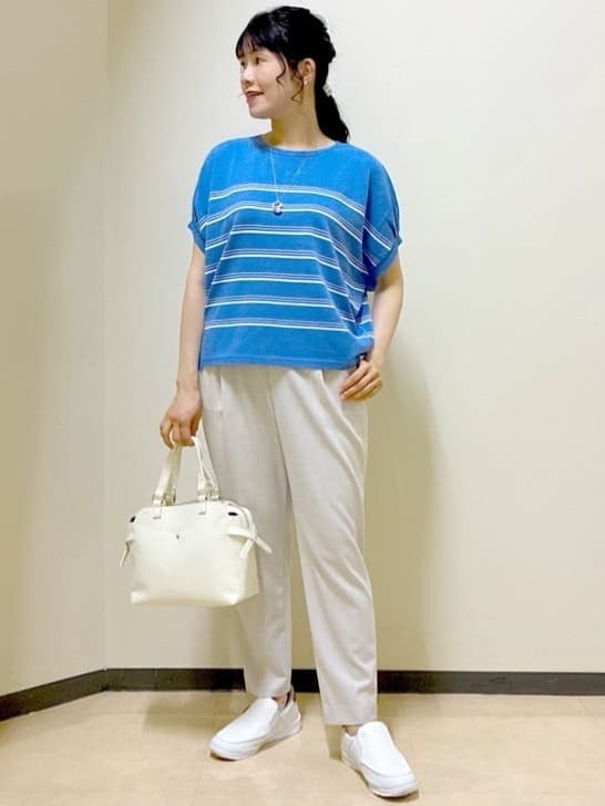  beni_gingerさんの「Reflect｜【マシンウォッシュ可／ウエストゴム仕様】キレイめリラクシーパンツ」を使ったコーディネート