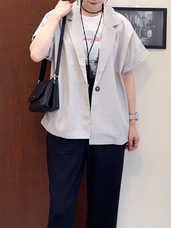 𝐇𝐢𝐫𝐨𝐦𝐢さんの「SHOO･LA･RUE｜【S-LL】さらりと着たい大人のための 麻調半袖ジャケット」を使ったコーディネート