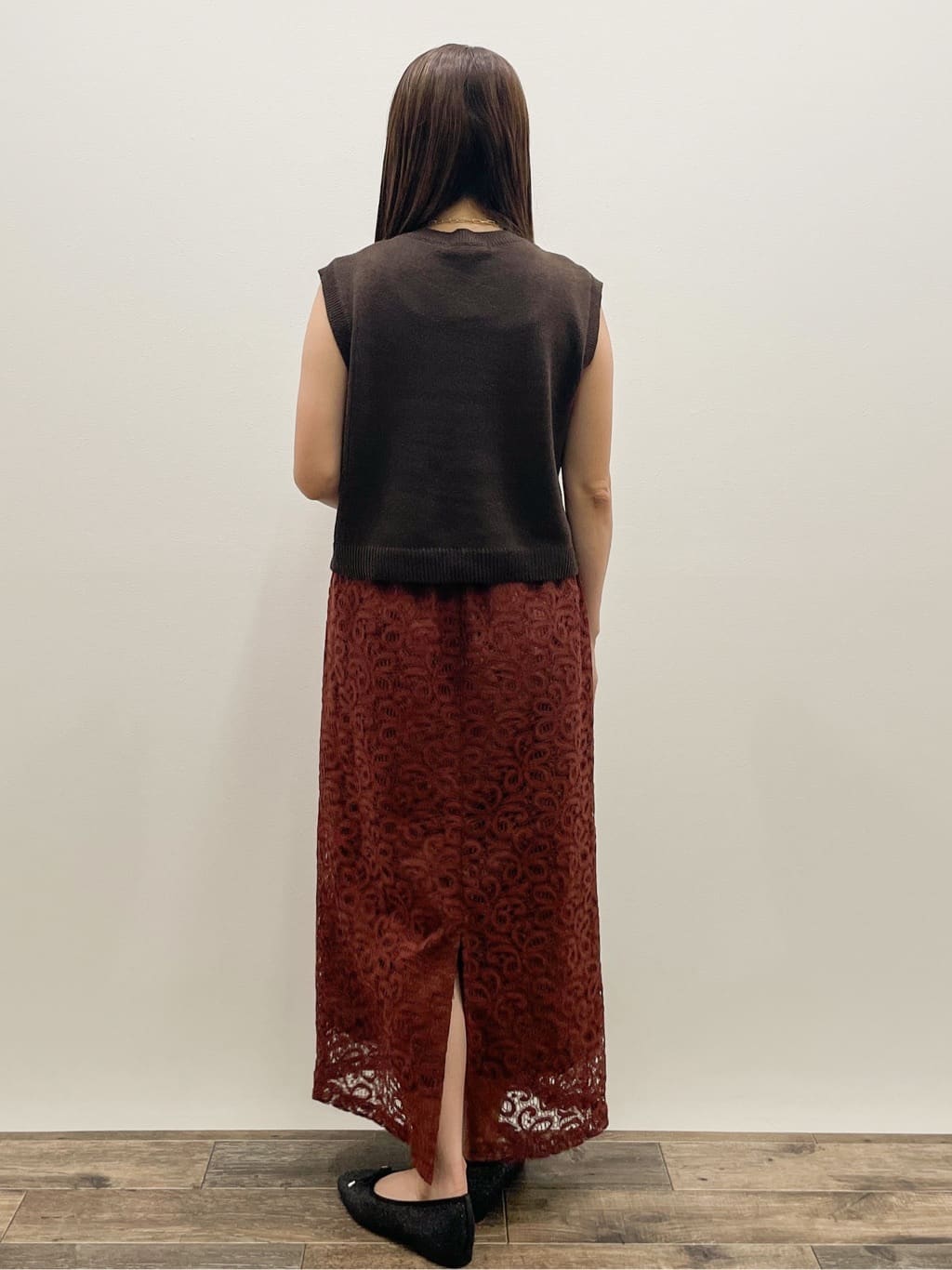 Asukaさんの「OPAQUE.CLIP｜《美人百花掲載》レースイージーナロースカート【洗濯機洗い可】」を使ったコーディネート