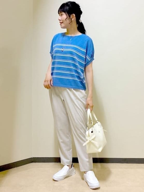  beni_gingerさんの「Reflect｜【マシンウォッシュ可／ウエストゴム仕様】キレイめリラクシーパンツ」を使ったコーディネート