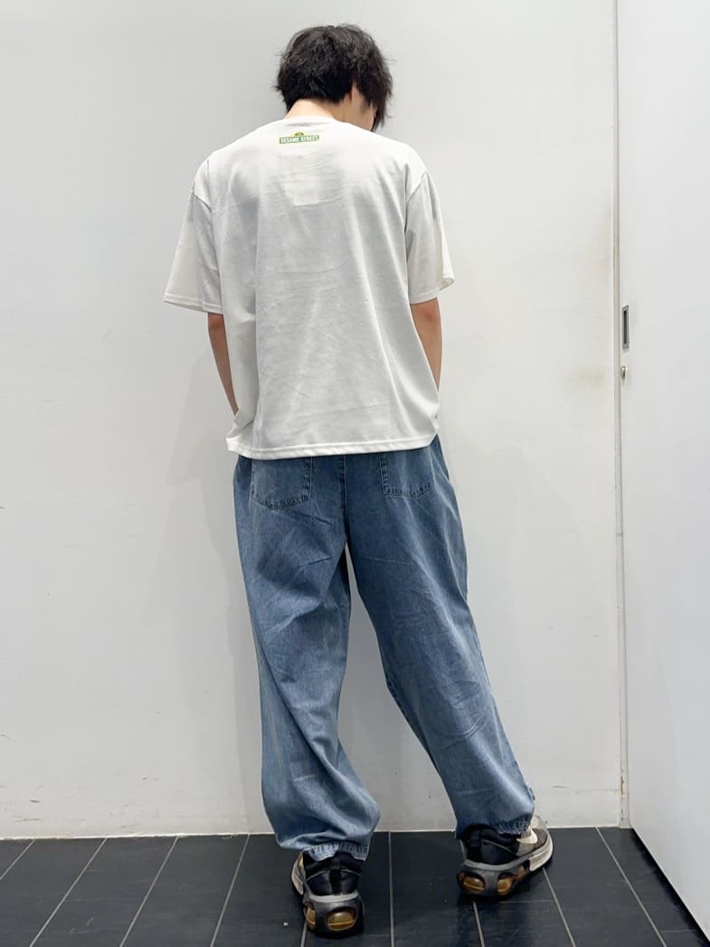 ちびちゃんさんの「THE SHOP TK｜セサミストリートTシャツ／親子リンク」を使ったコーディネート