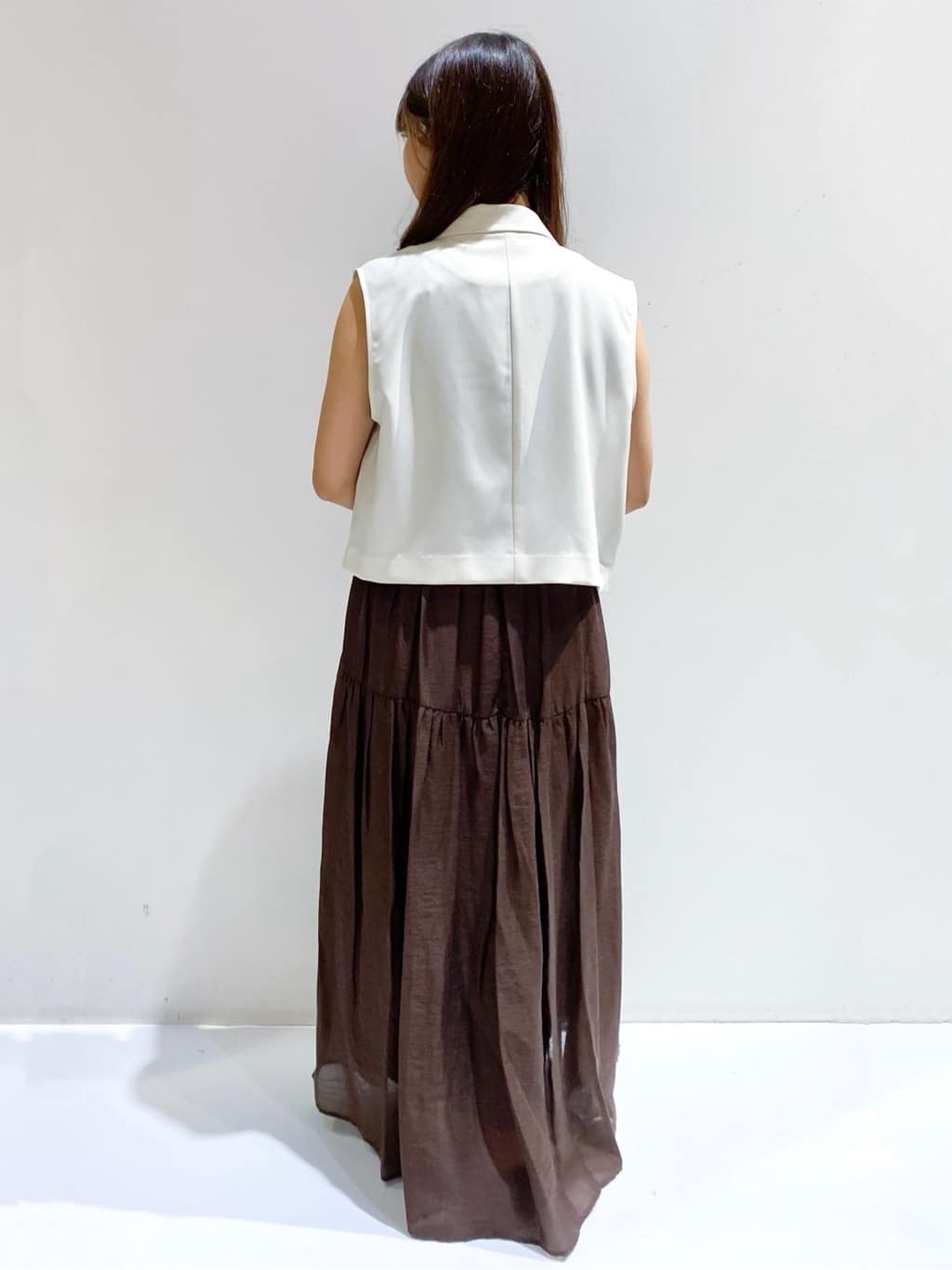 ちぃさんの「OPAQUE.CLIP｜ショートテーラードジレ【接触冷感／洗濯機洗い可】」を使ったコーディネート