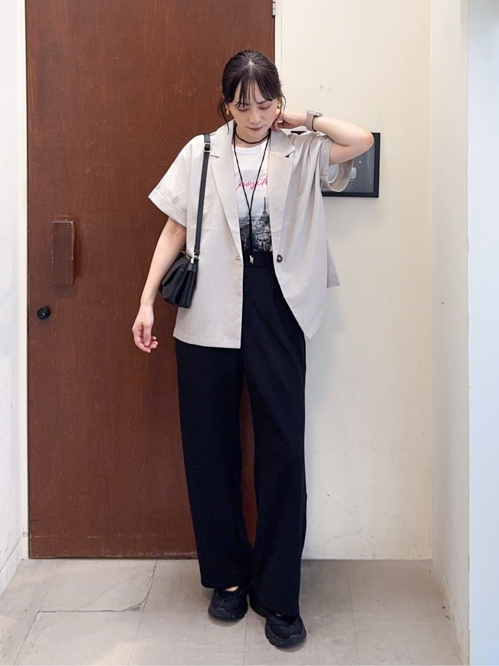 𝐇𝐢𝐫𝐨𝐦𝐢さんの「SHOO･LA･RUE｜【S-LL】さらりと着たい大人のための 麻調半袖ジャケット」を使ったコーディネート