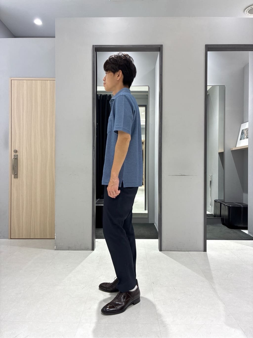 わいずみさんの「TAKEO KIKUCHI｜【抗菌防臭／9色5サイズ展開】ハニカムメランジ ポロシャツ」を使ったコーディネート