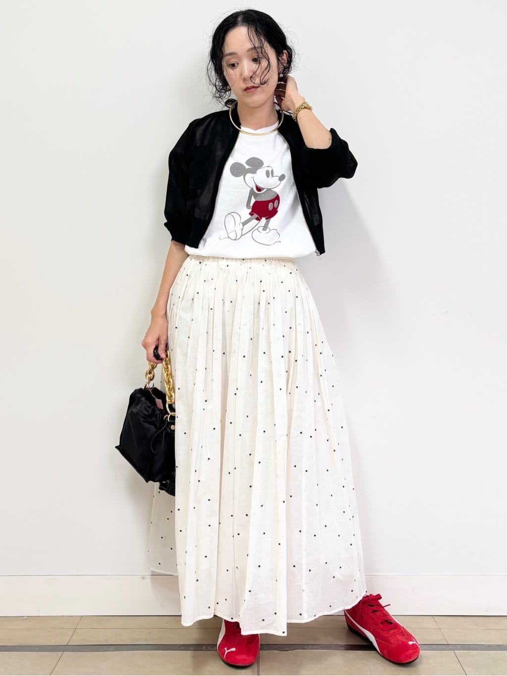 YOKOTAさんの「DRESSTERIOR｜ERICKA NICOLAS BEGAY（エリッカ ニコラス ビゲイ）【別注】ゴールドチョーカー」を使ったコーディネート