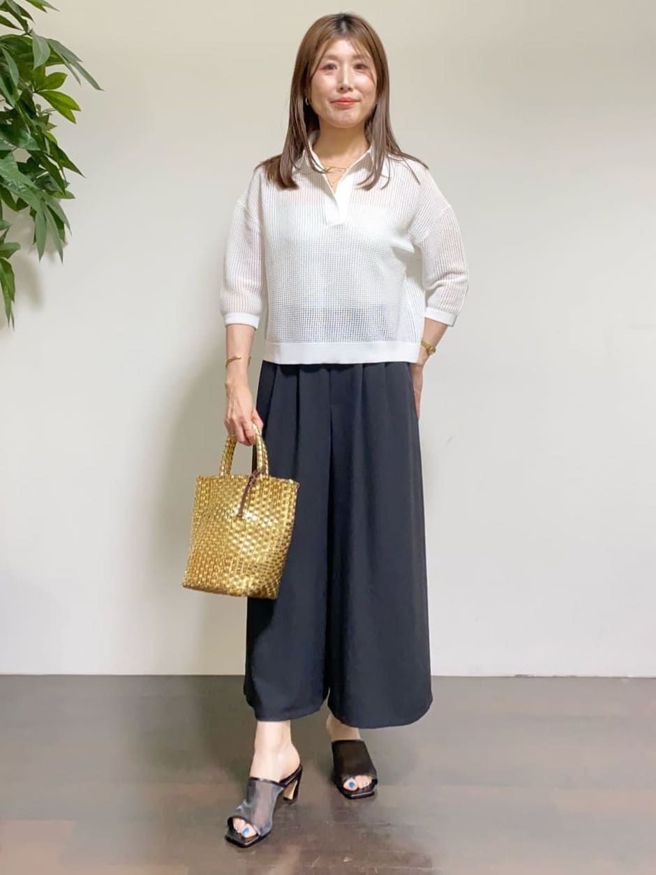 tomoさんの「UNTITLED｜メタリックメッシュトート」を使ったコーディネート