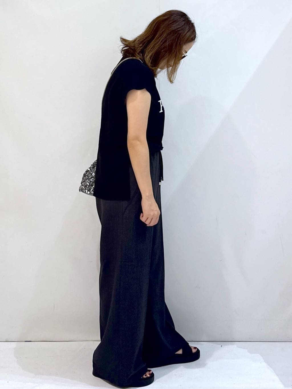 やすさんの「OPAQUE.CLIP｜ロゴフレンチスリーブニット【洗濯機洗い可／UV／接触冷感／抗ピル】」を使ったコーディネート