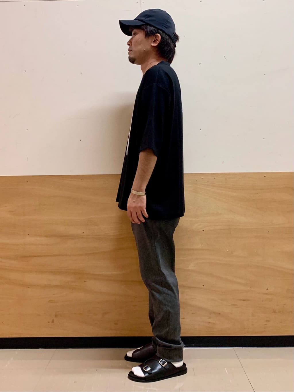 MATUさんの「THE SHOP TK｜プレミアムスキニーパンツ ストレッチ+ 接触冷感／洗濯機OK」を使ったコーディネート