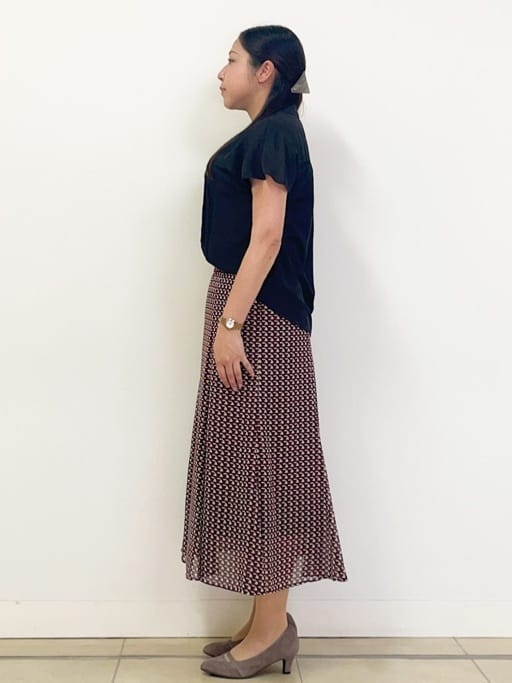 chisaさんの「Reflect｜【WEB先行カラーあり／マシンウォッシュ可／ウエスト総ゴム】コツキ幾何柄ロングスカート」を使ったコーディネート