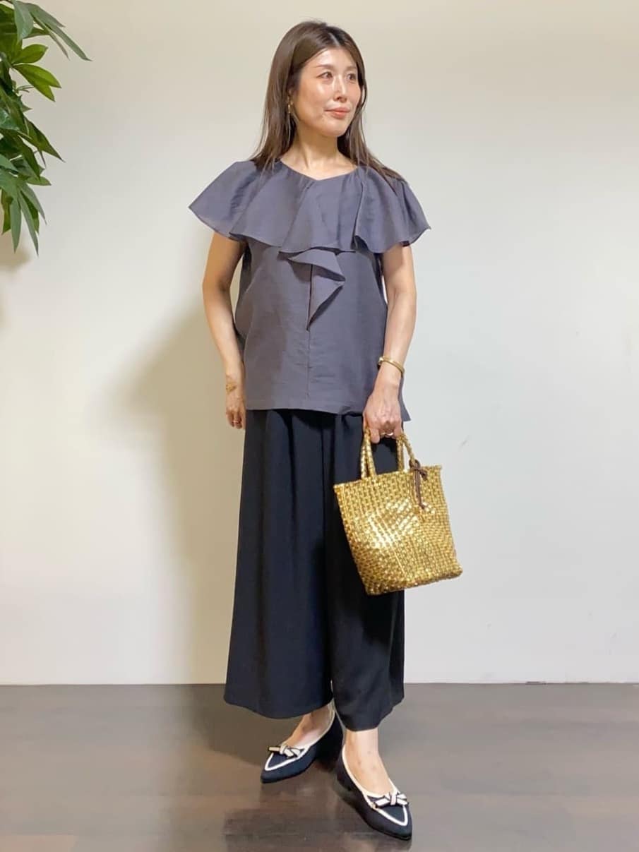 tomoさんの「UNTITLED｜メタリックメッシュトート」を使ったコーディネート