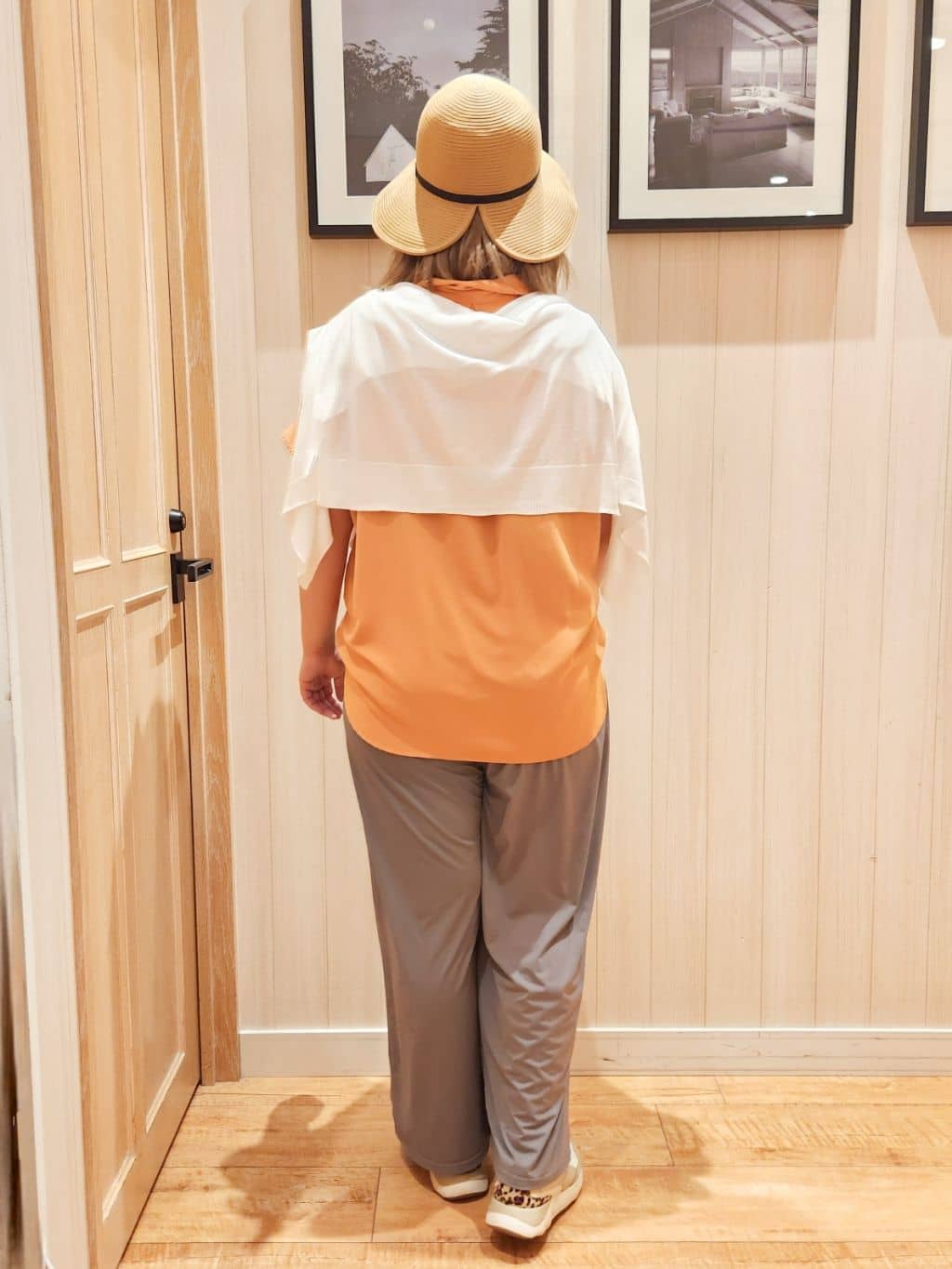 れーやんさんの「SHOO･LA･RUE｜【洗える/S-LL/プチプラ】さらっとすっきりきれい見え スキッパーブラウス」を使ったコーディネート