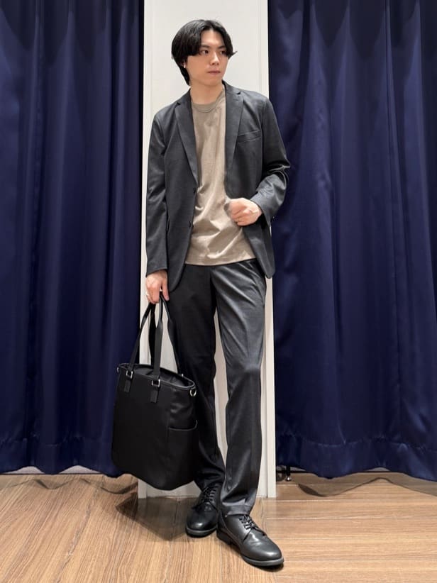 Tightさんの「THE SHOP TK｜ライトTRジャージジャケット【洗濯機OK/毛玉ができにくい/ストレッチ/セットアップ可】」を使ったコーディネート