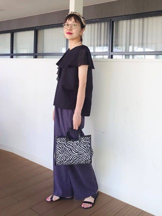 MUTSUKOさんの「UNTITLED｜【きれいめ/洗える/フリル】ラッフルシアーブラウス」を使ったコーディネート