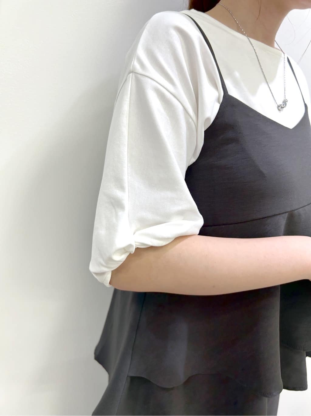 shionさんの「SHOO･LA･RUE｜【ひんやり/洗える/S-LL】袖ねじりシルケットトップス」を使ったコーディネート